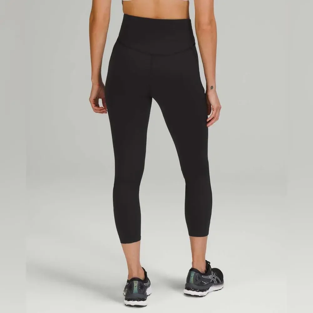 Lululemon Base Pace High-Rise Crop 23